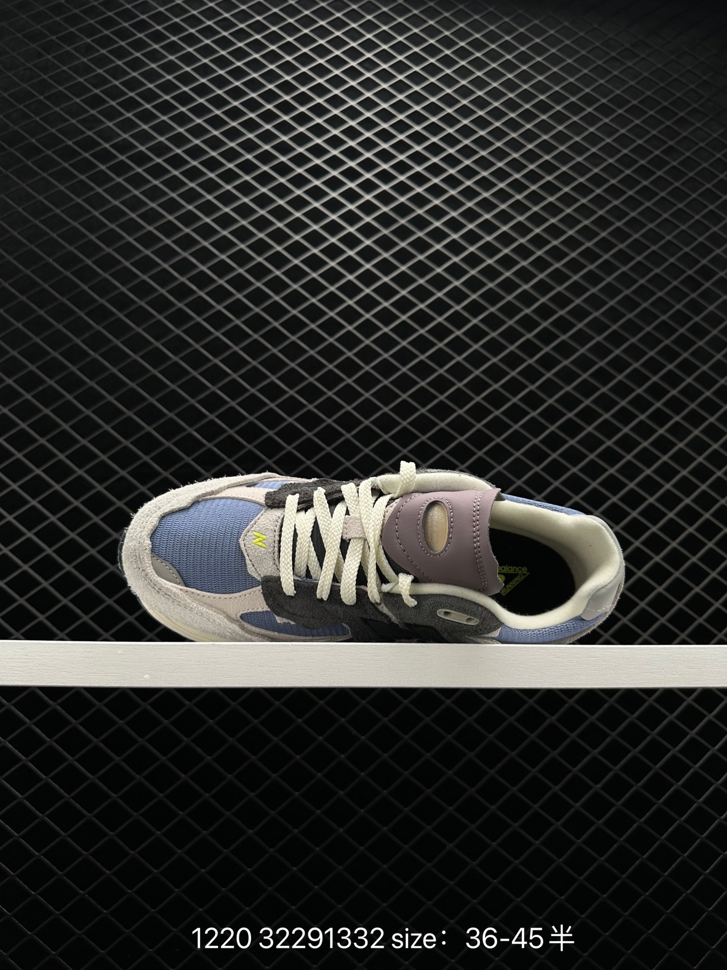 New Balance  ML2002RBA